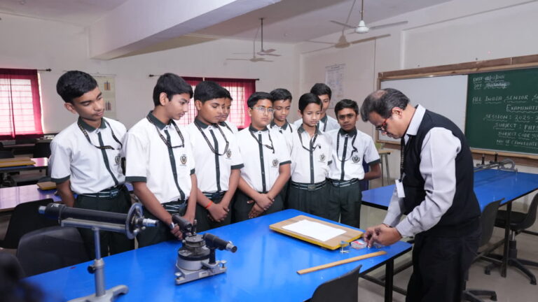 Why-Critical-Thinking-Is-Important-for-Young-Students