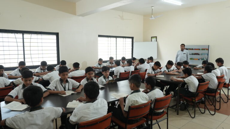 Storytelling-for-Children-Learning:-How-Stories-Help-Kids-Learn-Better