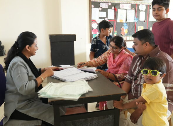 Parent-Teacher-Meeting --Meaningful-Interaction-Between-School-and-Home